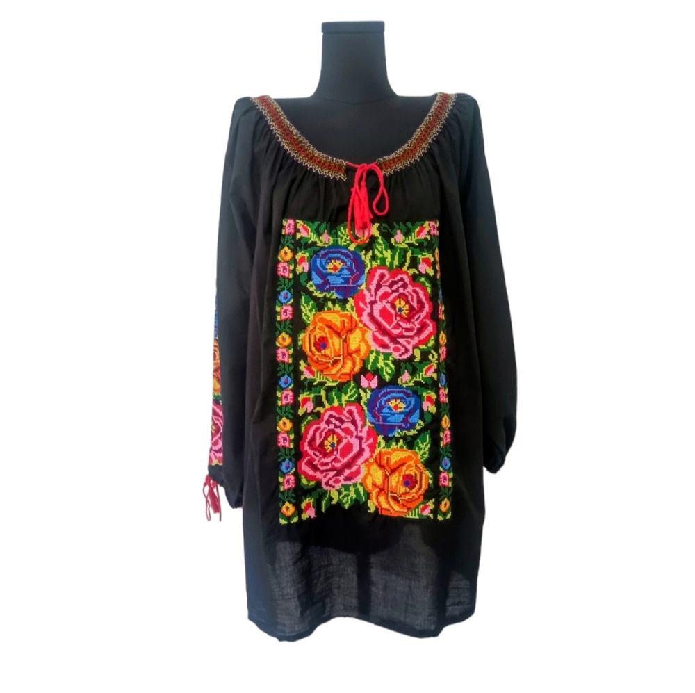 Vintage Royal Moda Embroidered Tassel Peasant Top